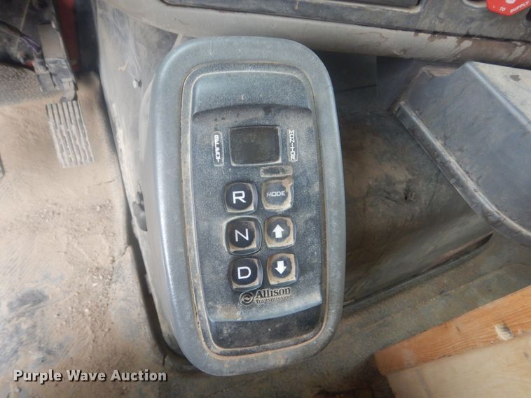 image for item HE9731 2011 International WorkStar 7600  dump truck