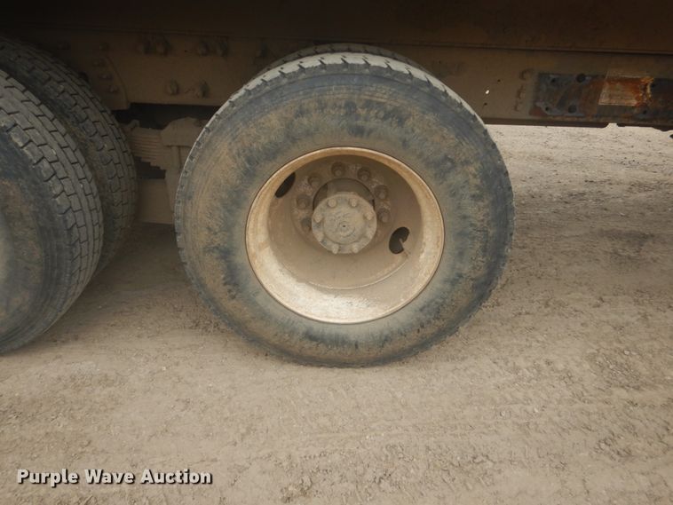 image for item HE9731 2011 International WorkStar 7600  dump truck