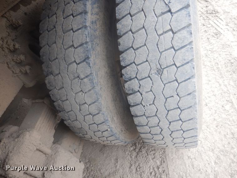 image for item HE9731 2011 International WorkStar 7600  dump truck