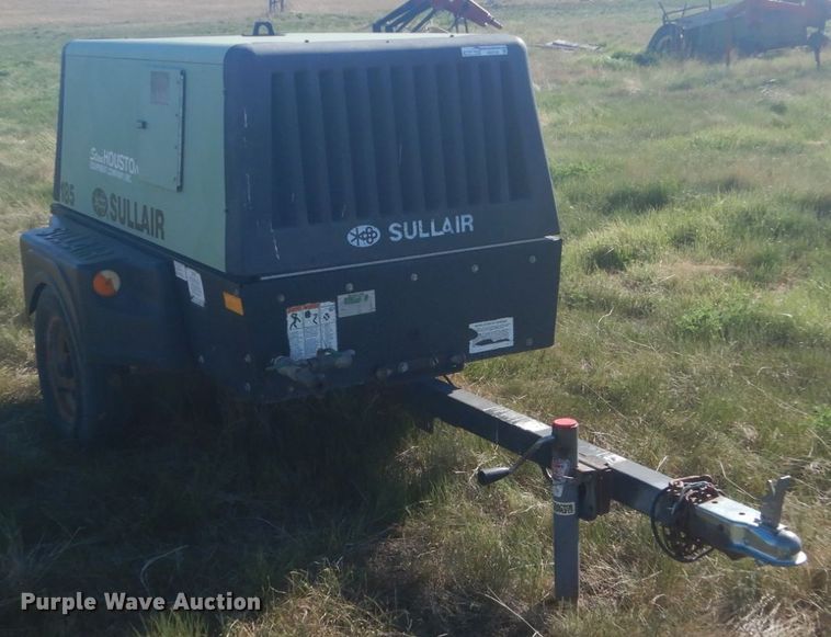 image for item HE9735 Sullair 185  air compressor