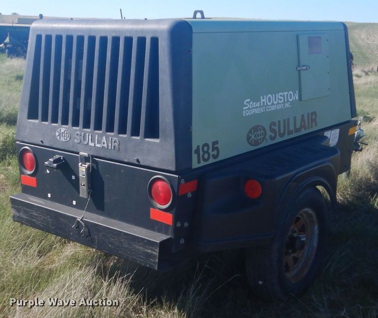 image for item HE9735 Sullair 185  air compressor
