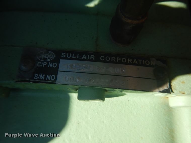 image for item HE9735 Sullair 185  air compressor