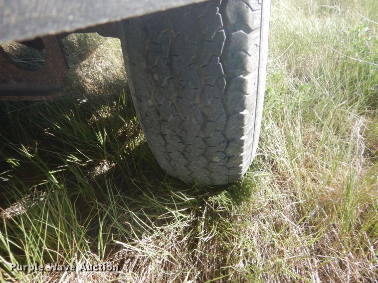 image for item HE9735 Sullair 185  air compressor