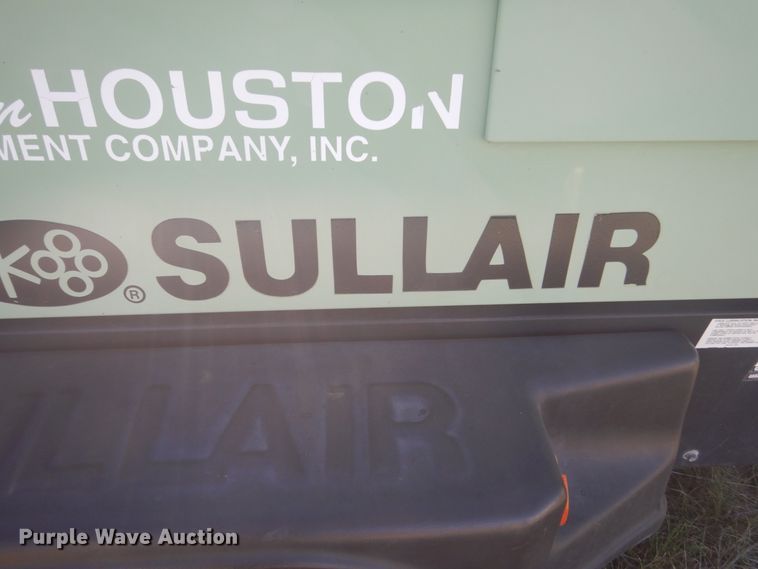 image for item HE9735 Sullair 185  air compressor