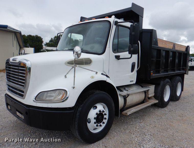 image for item HL9490 2010 Freightliner Business Class M2  dump truck