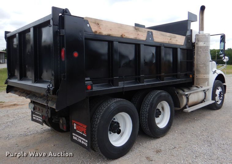 image for item HL9490 2010 Freightliner Business Class M2  dump truck
