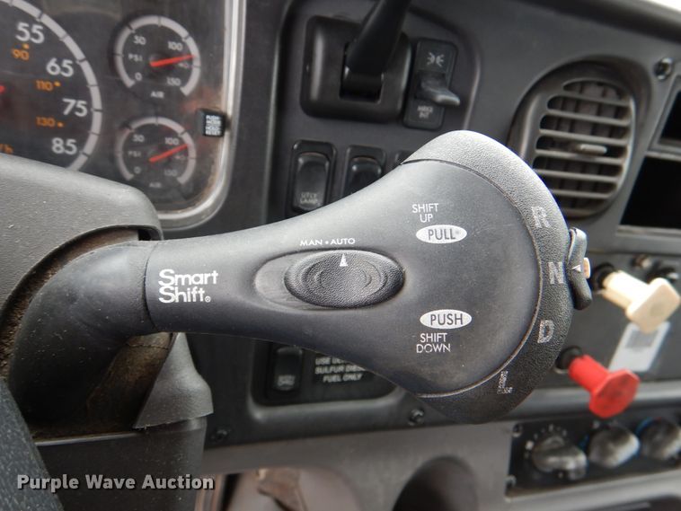 image for item HL9490 2010 Freightliner Business Class M2  dump truck