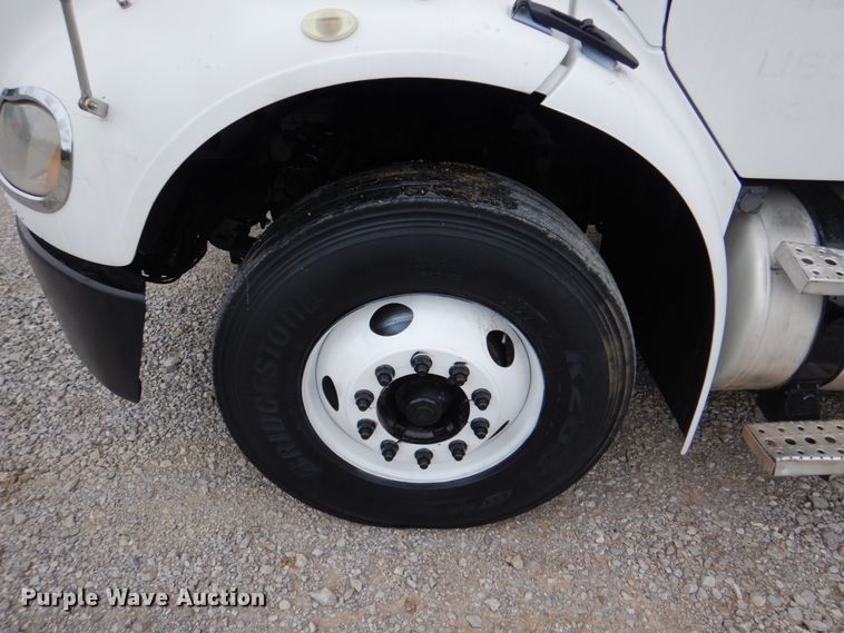 image for item HL9490 2010 Freightliner Business Class M2  dump truck