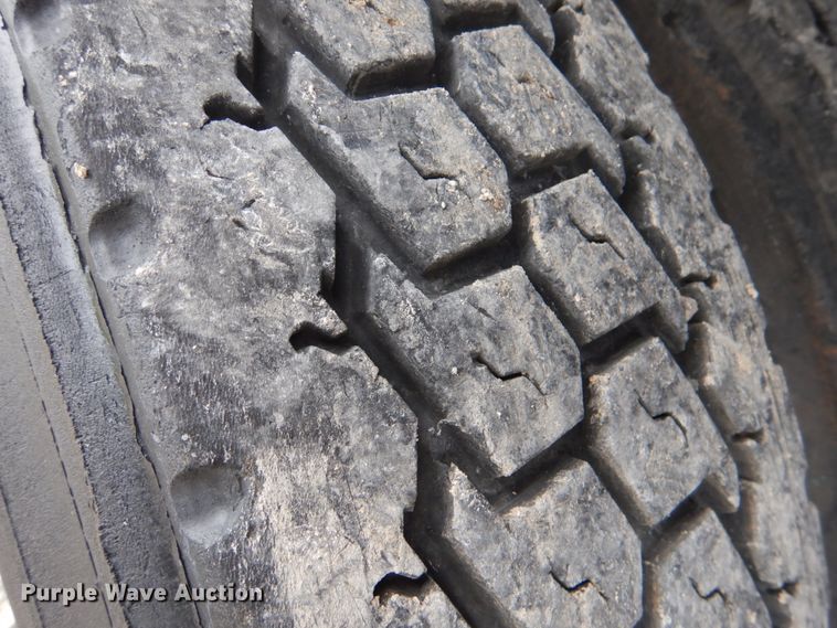 image for item HL9490 2010 Freightliner Business Class M2  dump truck