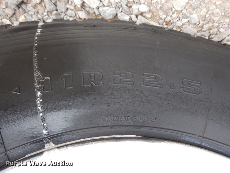 image for item HL9490 2010 Freightliner Business Class M2  dump truck