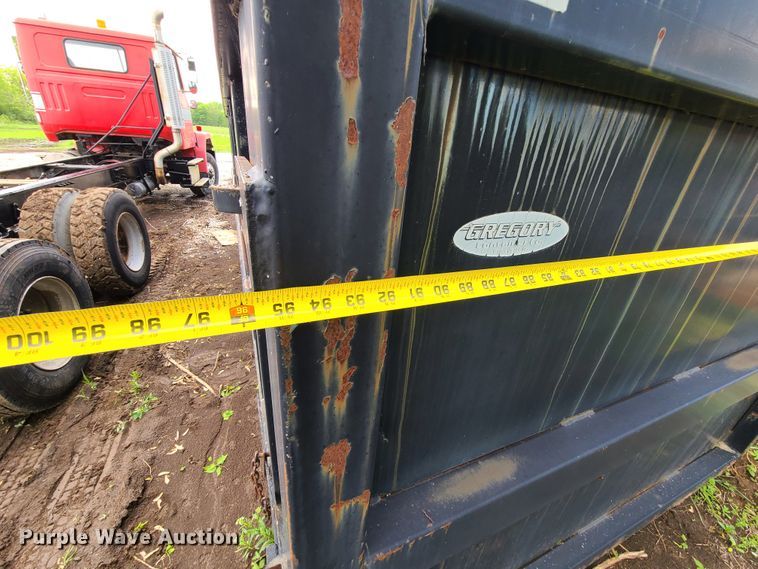 image for item HM9920 Roll-off dumpster