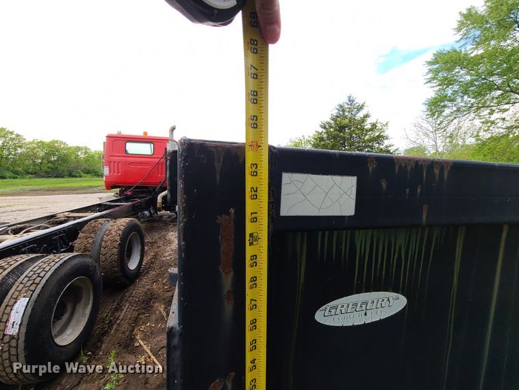 image for item HM9920 Roll-off dumpster