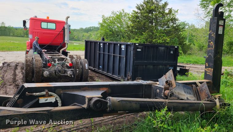 image for item HM9921 K-pack P630 hook lift bed