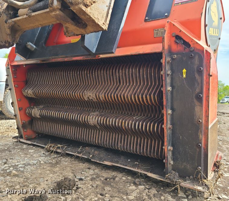 image for item HM9923 Allu DSB2-17 screener crusher bucket