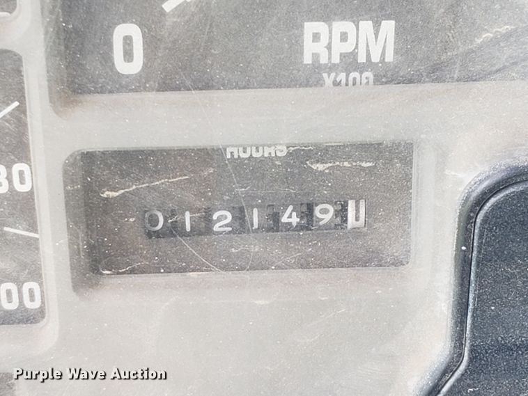 image for item HO9480 1993 International 4900  dump truck