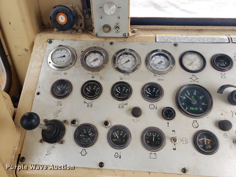 image for item HO9483 2000 Tesmec TRS 1085  trencher