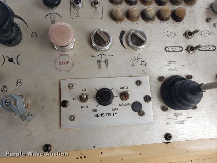 image for item HO9483 2000 Tesmec TRS 1085  trencher