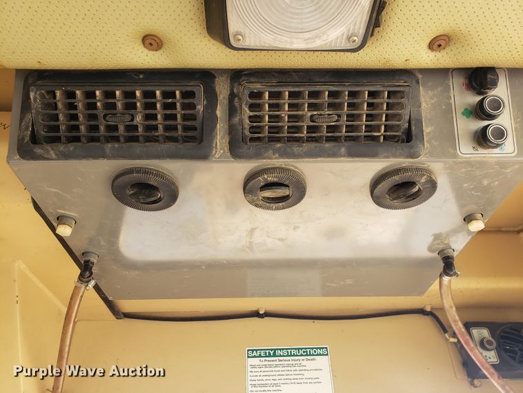 image for item HO9483 2000 Tesmec TRS 1085  trencher