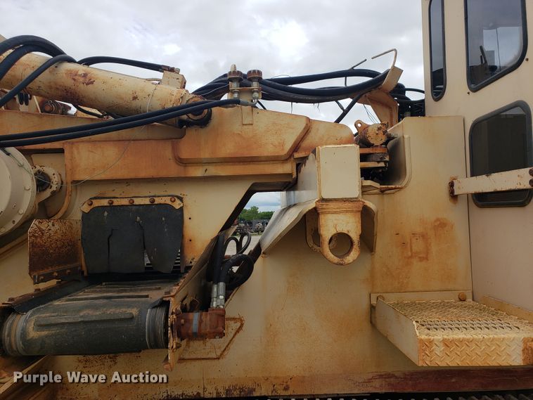 image for item HO9483 2000 Tesmec TRS 1085  trencher