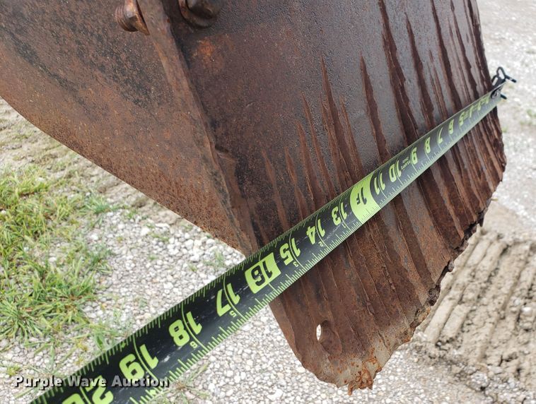 image for item HO9483 2000 Tesmec TRS 1085  trencher