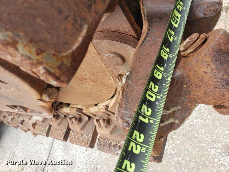 image for item HO9483 2000 Tesmec TRS 1085  trencher