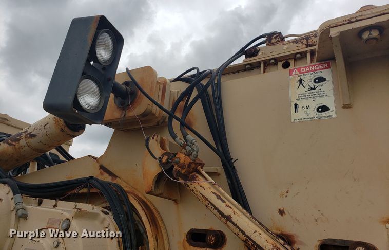 image for item HO9483 2000 Tesmec TRS 1085  trencher