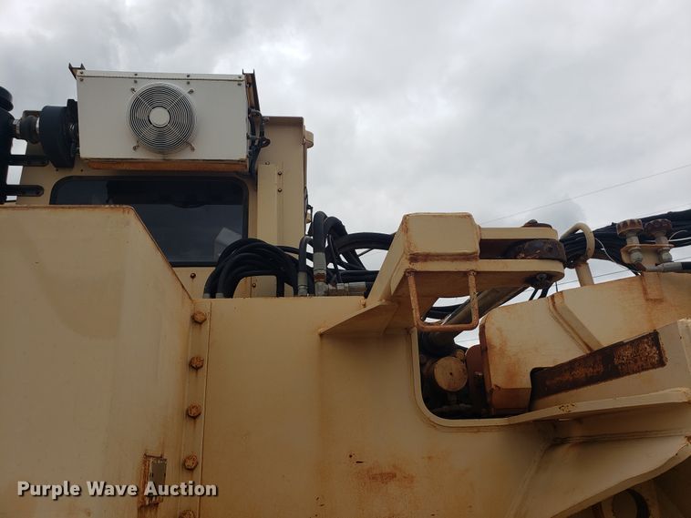 image for item HO9483 2000 Tesmec TRS 1085  trencher