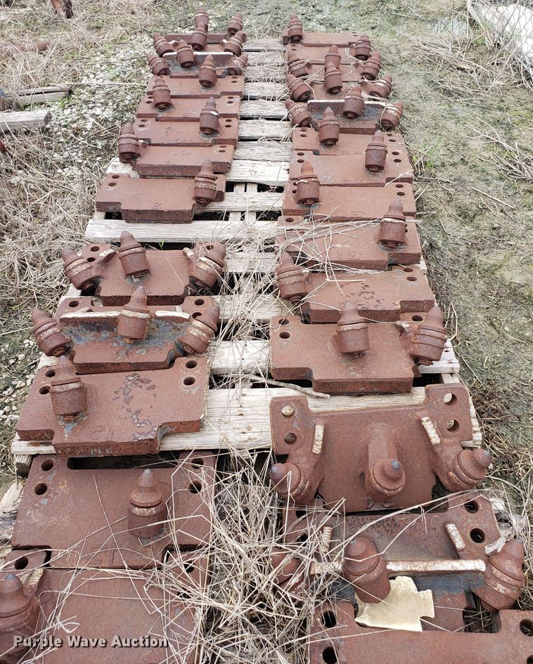 image for item HO9483 2000 Tesmec TRS 1085  trencher