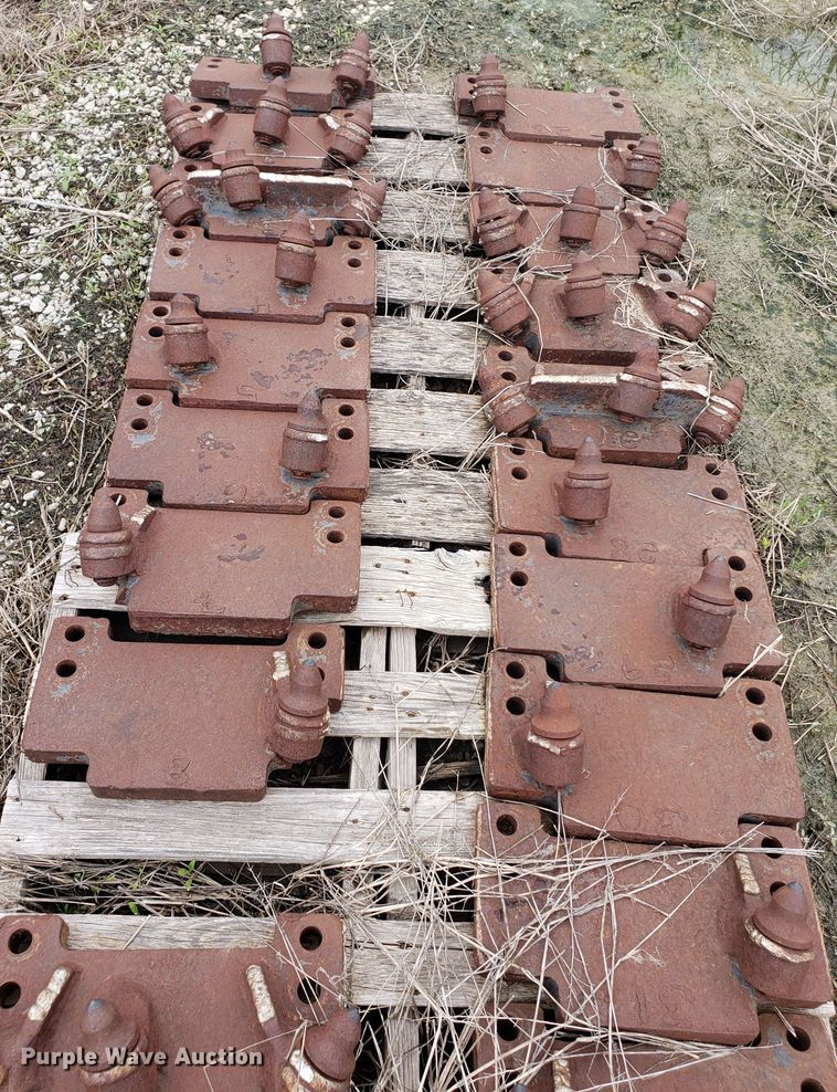 image for item HO9483 2000 Tesmec TRS 1085  trencher