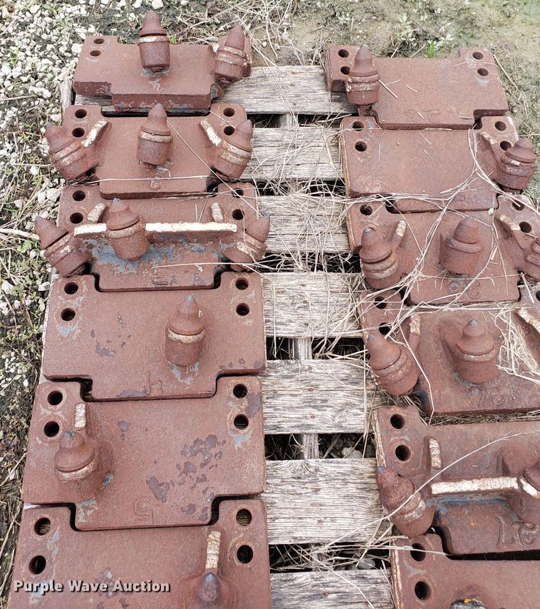 image for item HO9483 2000 Tesmec TRS 1085  trencher