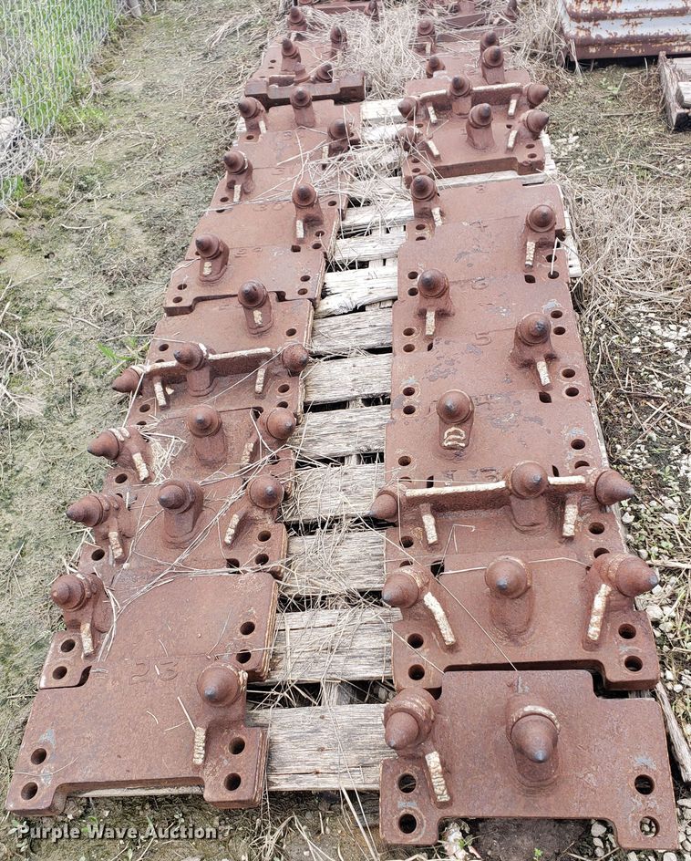 image for item HO9483 2000 Tesmec TRS 1085  trencher