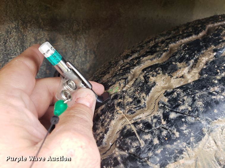 image for item HO9484 2003 Sullair 900XHDTQCA  air compressor