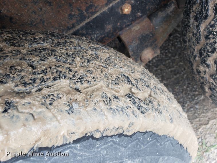 image for item HO9484 2003 Sullair 900XHDTQCA  air compressor