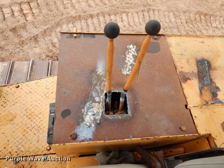 image for item HR9041 1989 Case 1550  dozer