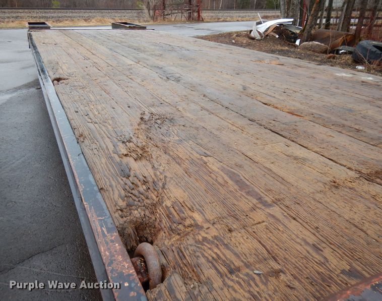 image for item HR9171 2001 Felling equipment trailer