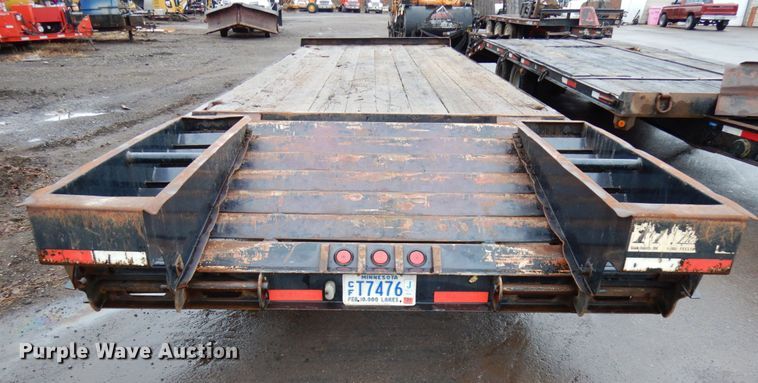 image for item HR9171 2001 Felling equipment trailer