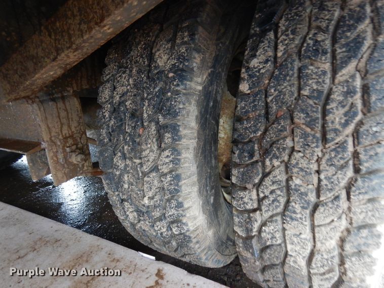 image for item HR9171 2001 Felling equipment trailer