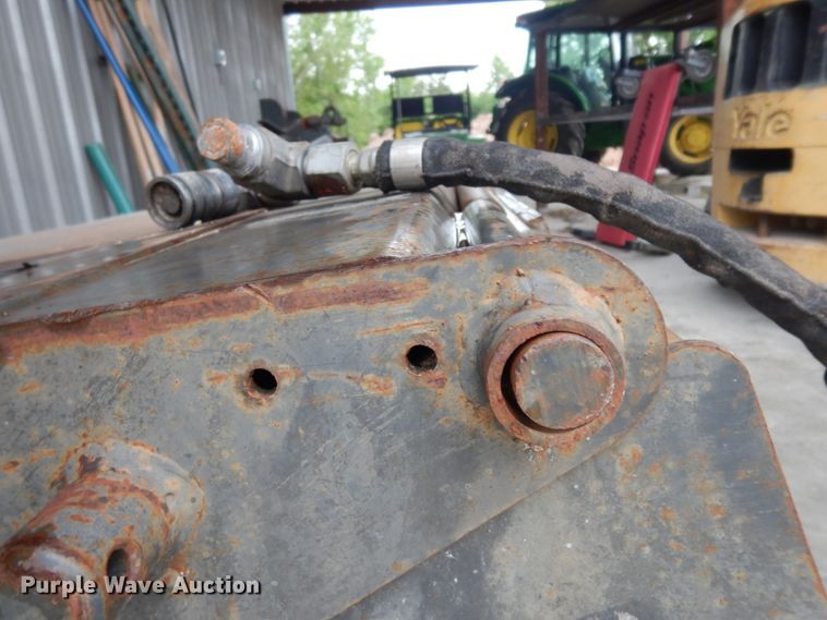 image for item HR9705 Bobcat 72 Sweeper 72"W skid steer sweeper