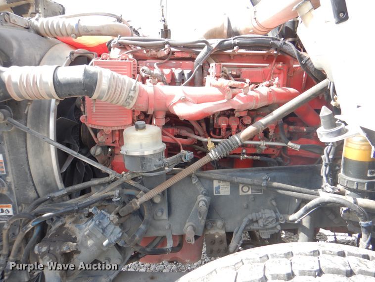 image for item HT9257 2010 Kenworth T800  crane truck