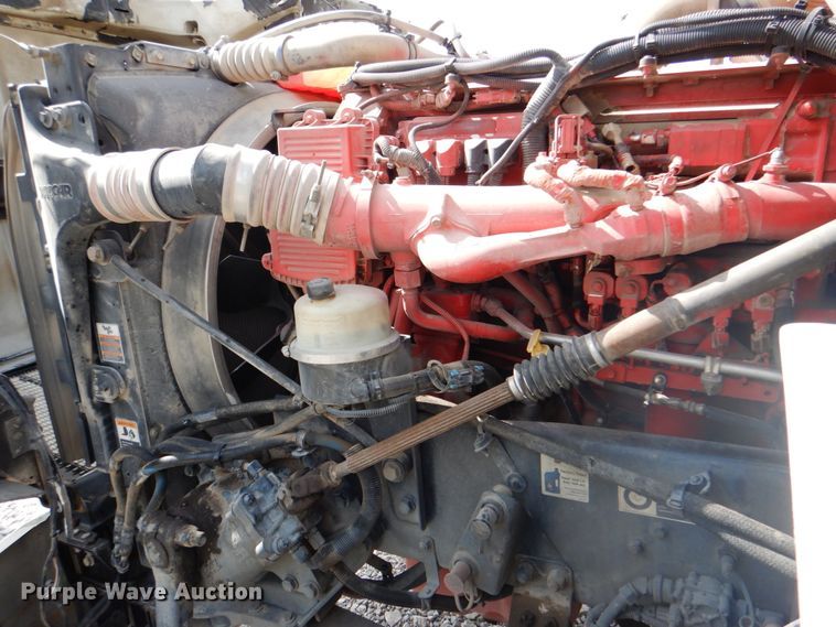 image for item HT9257 2010 Kenworth T800  crane truck