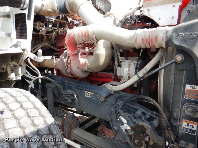 image for item HT9257 2010 Kenworth T800  crane truck