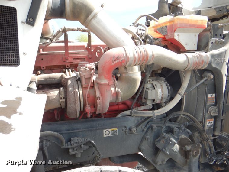 image for item HT9257 2010 Kenworth T800  crane truck