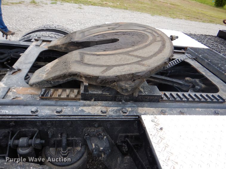 image for item HT9257 2010 Kenworth T800  crane truck