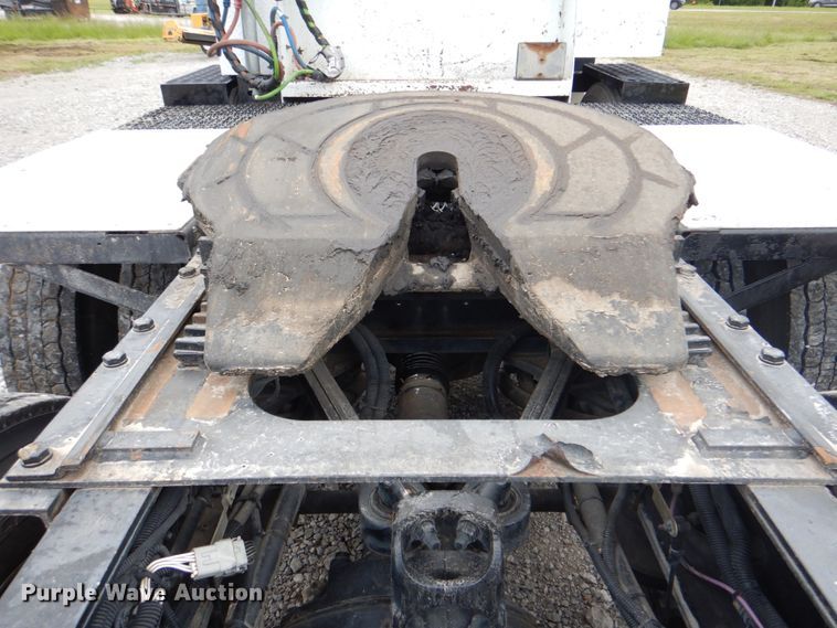 image for item HT9257 2010 Kenworth T800  crane truck