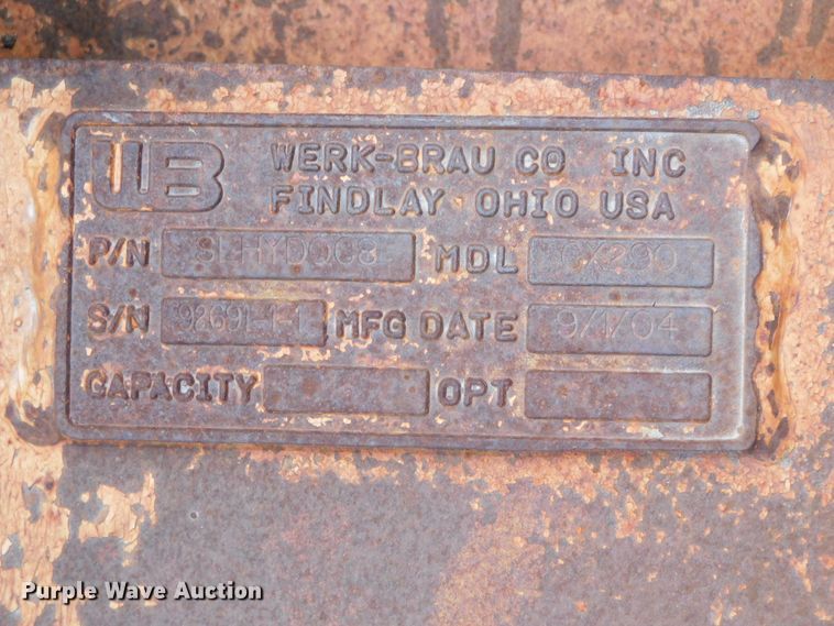 image for item HX9306 2004 Werk Brau CX290  hydraulic quick coupler