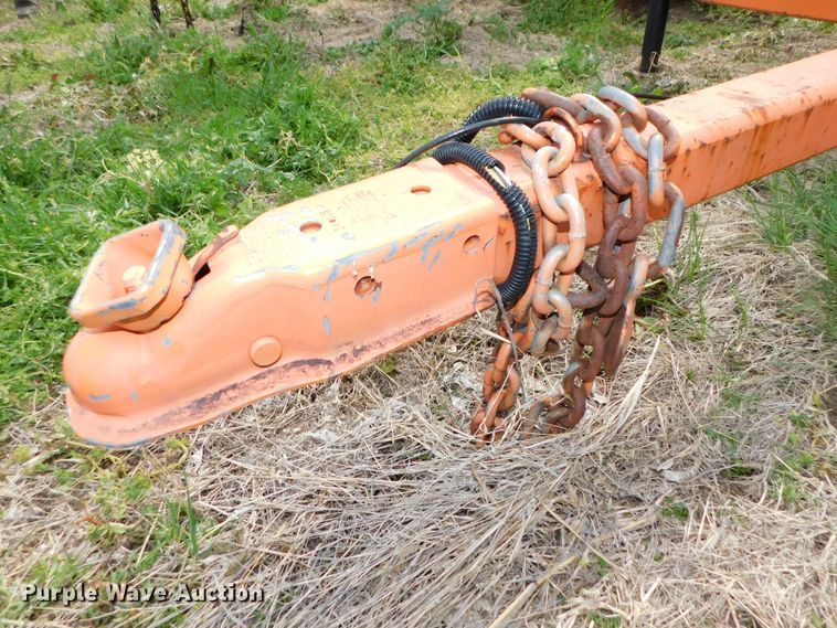 image for item HX9308 2002 American Signal  message board trailer