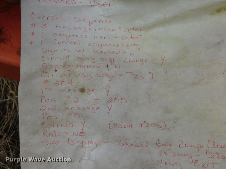 image for item HX9308 2002 American Signal  message board trailer