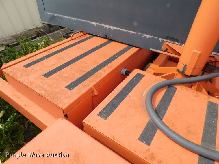 image for item HX9308 2002 American Signal  message board trailer