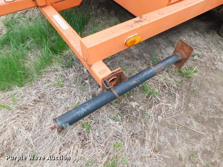 image for item HX9308 2002 American Signal  message board trailer