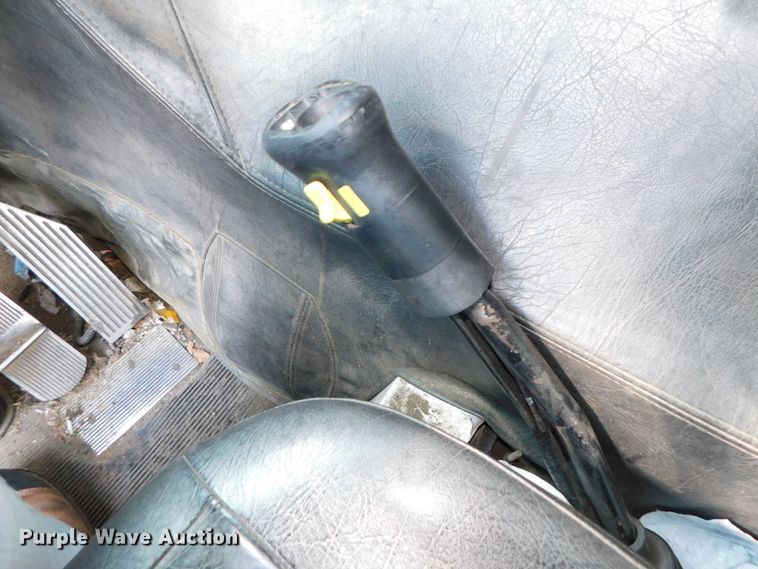 image for item HX9314 2006 Mack MR690S  refuse truck